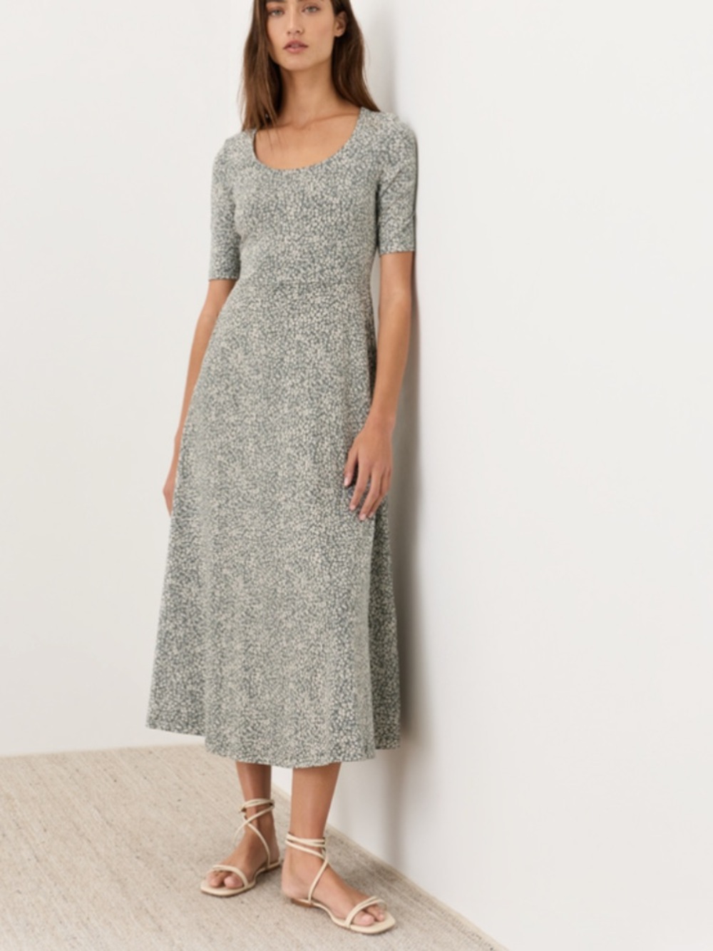 Pact Fit & Flare Scoopneck Dress in Wildflowers Castor Green size M